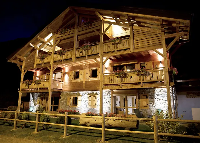 Les Chalets De La Griyotire